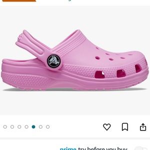 Toddler pink crocs size 5